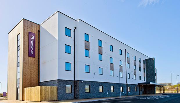 Premier Inn ホーリーヘッド エクステリア 写真